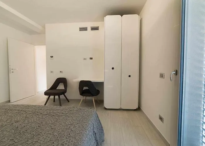 Arena-nuovo, Moderno Con Piscina *