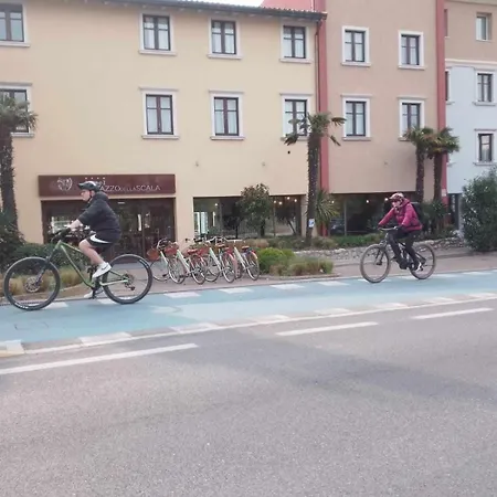 Arena-nuovo, Moderno Con Piscina *