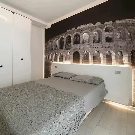 Arena-nuovo, Moderno Con Piscina * Lazise