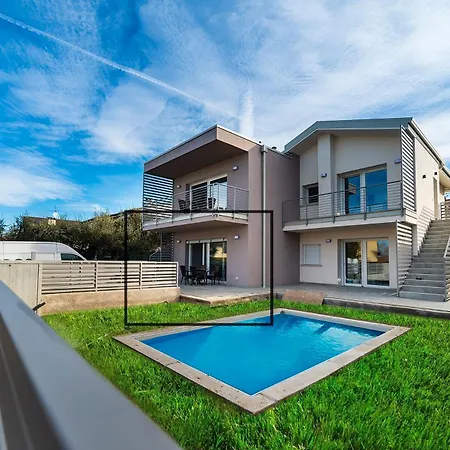 Διαμέρισμα Arena-nuovo, Moderno Con Piscina *