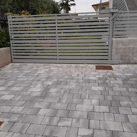 公寓 Arena-nuovo, Moderno Con Piscina *