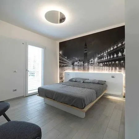 Arena-nuovo, Moderno Con Piscina 公寓 *
